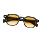 MV Zephyr — Sunglasses folded